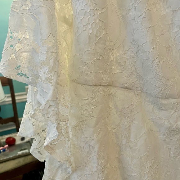 City Chic Cream Lace Knee Length Wedding Dress - Picture 3 of 4